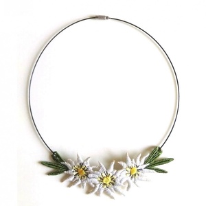 Colier cu floare de colt - Artynos.ro