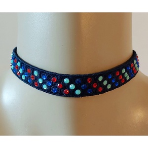 Choker Brodat cu Cristale Multicolore, Bijuterii, Coliere, Coliere statement, Broderie, Choker elegant brodat, decorat cu cristale stralucitoare in nuante de albastru, rosu si verde aqua...., ARTYNOS