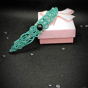 Brățară verde micro macrame Piatra Soarelui - Artynos.ro