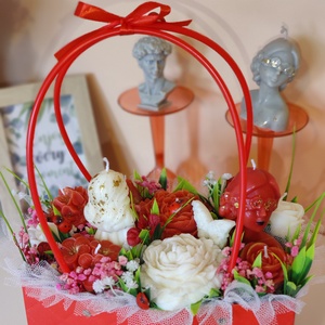 Pe tărâmul florilor - Artynos.ro