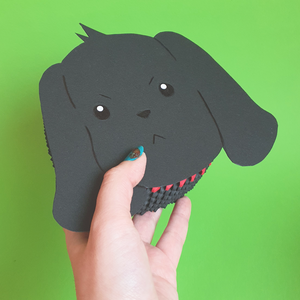 Cutie origami 3D Toby Ace Attorney, Casă & Stil de viață, Accesorii pentru decorat casa, Decorațiuni de masă și decorațiuni pentru rafturi , Cutii decor, cutii de suveniruri, Arta de hârtie, ARTYNOS