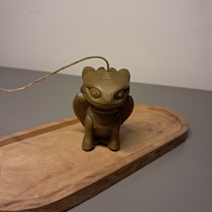 Lumânare dragonul Toothless - Artynos.ro