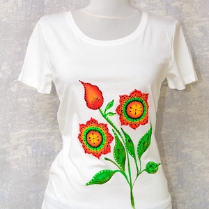 Tricou ivoire cu pictură florală, unicat, Imbracaminte si moda, Haine dama, Tricou si top de dama, Pictura, ARTYNOS