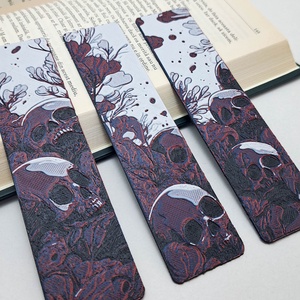 Set 3 Semne de carte cu cranii si elemente florale, Cărți și creații cu tematică muzicală, cadouri, Semn de carte, , Set de 3 semne de carte imprimate 3D, cu un design artistic și detaliat, ce combină cranii și eleme..., ARTYNOS